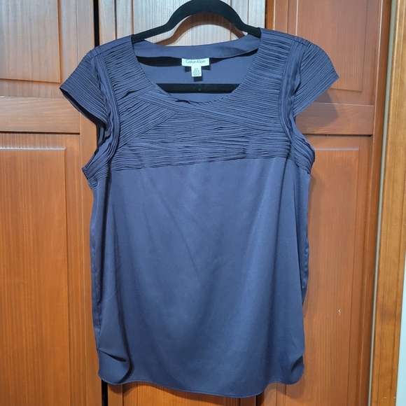 Calvin Klein Collection Tops - Calvin Klein Ruffle Cap Sleeve Round Neck Black Lightweight Top | Small